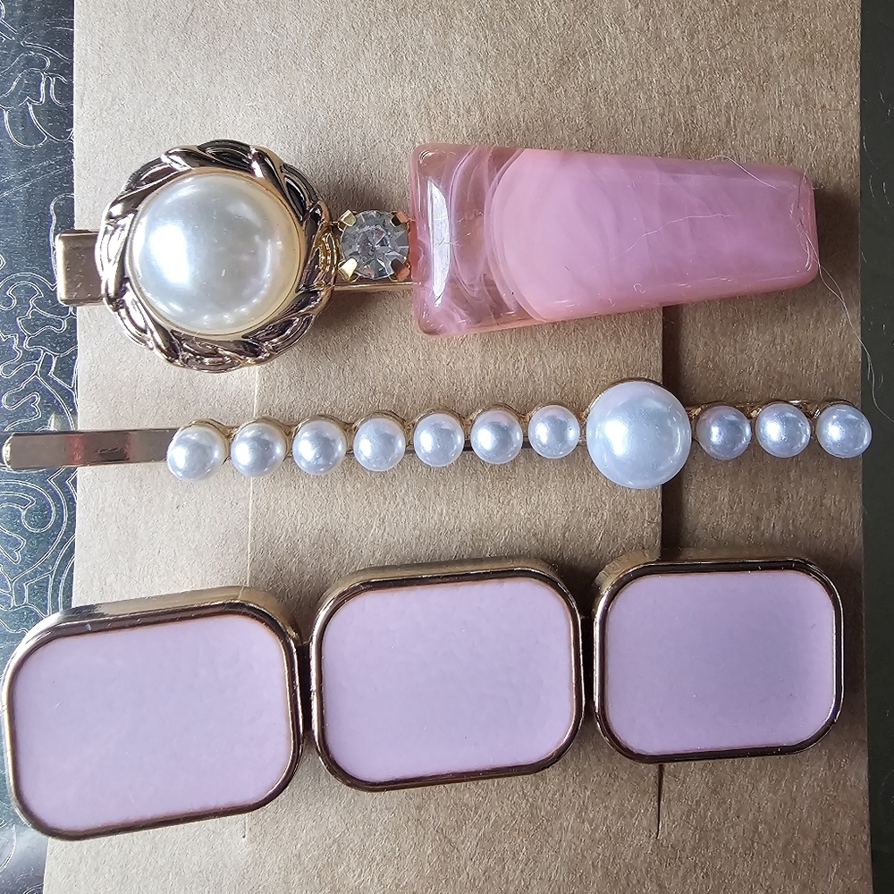 New Elegant Pearl And Rhinstone 3 Piece Pink Boutique Hair Clip Set